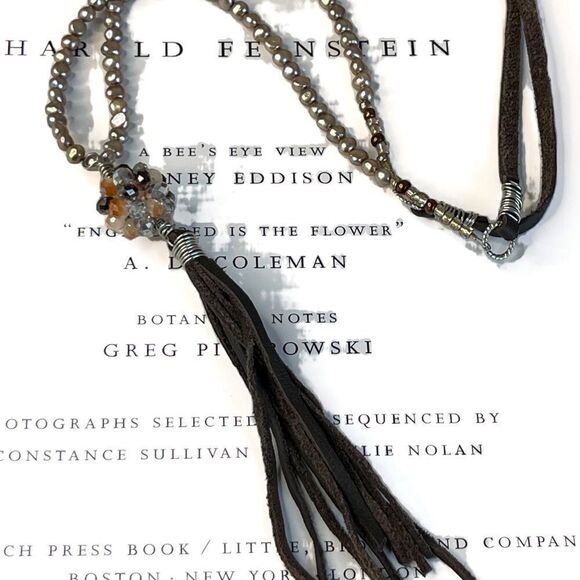 BOHO Tassel Necklace with pearls and brown Leather - Picture 12 of 13